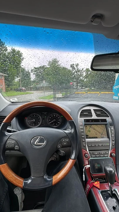 2007 Lexus ES 5th Gen - Image 13 of 14