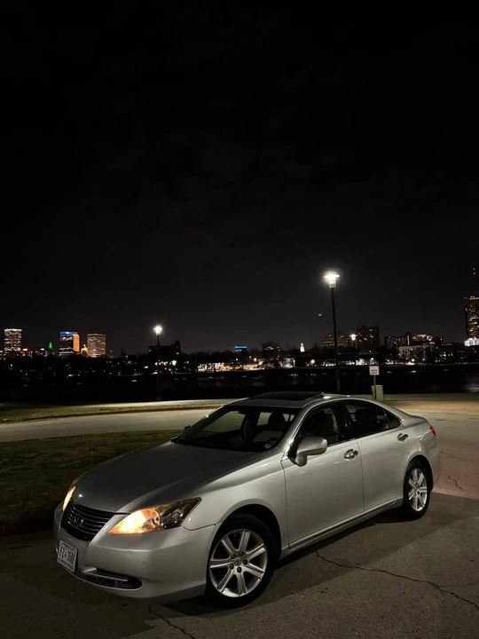 2007 Lexus ES 5th Gen - Image 11 of 14