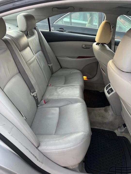 2007 Lexus ES 5th Gen - Image 5 of 14
