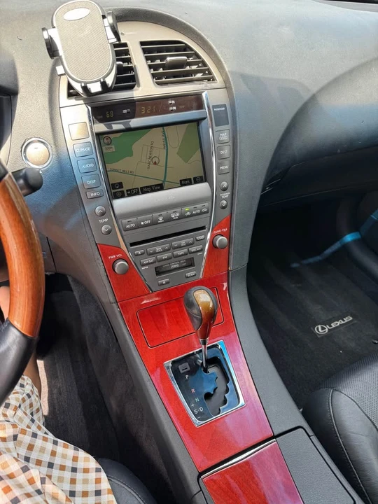 2007 Lexus ES 5th Gen - Image 14 of 15