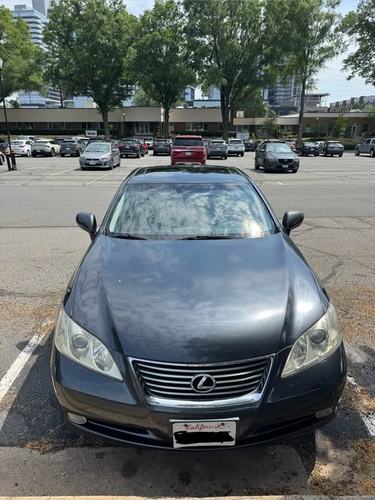 2007 Lexus ES 5th Gen - Image 2 of 15