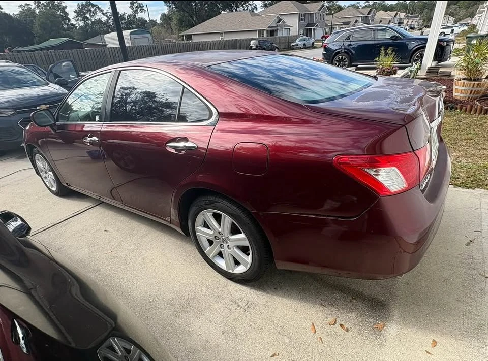 2007 Lexus ES 5th Gen - Image 2 of 11