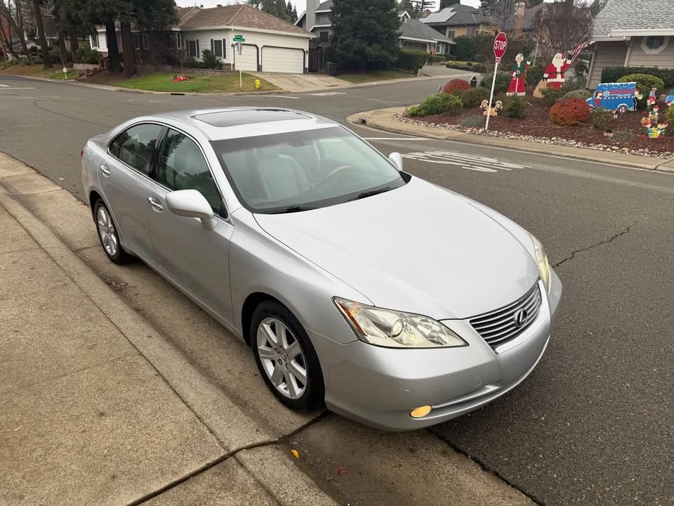 2007 Lexus ES 5th Gen - Image 4 of 20