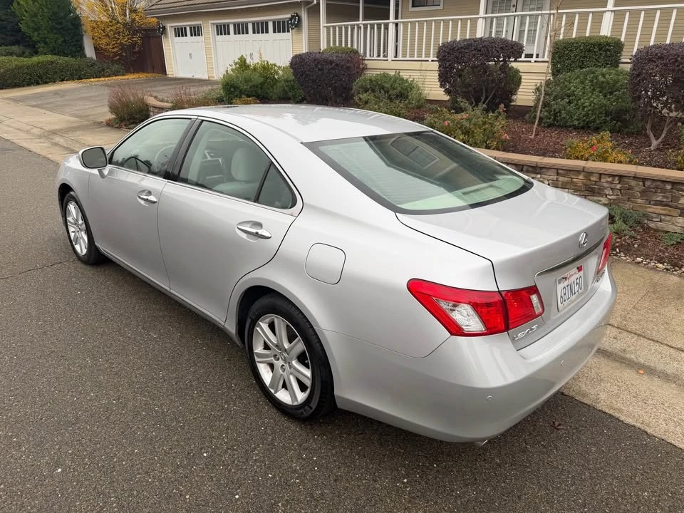 2007 Lexus ES 5th Gen - Image 7 of 20