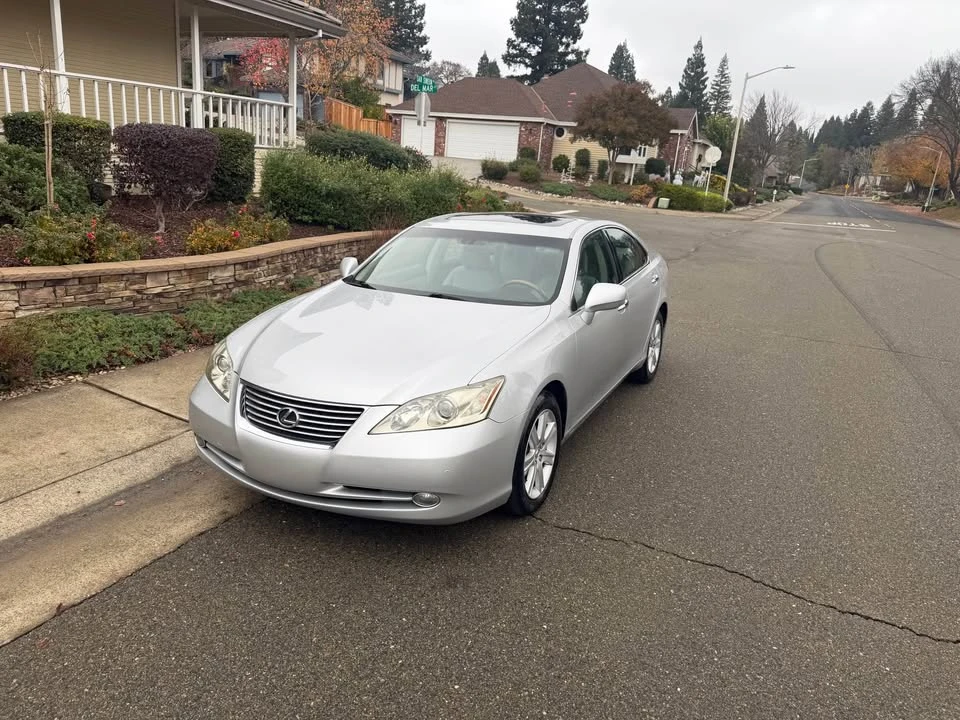 2007 Lexus ES 5th Gen - Image 3 of 20