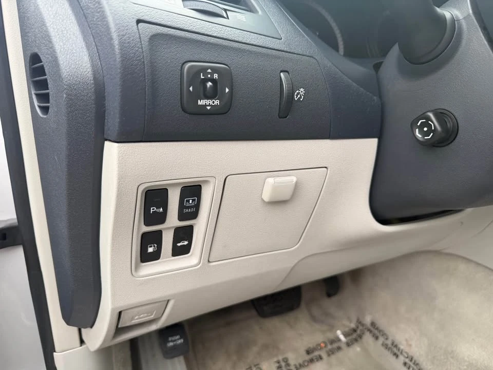 2007 Lexus ES 5th Gen - Image 14 of 20