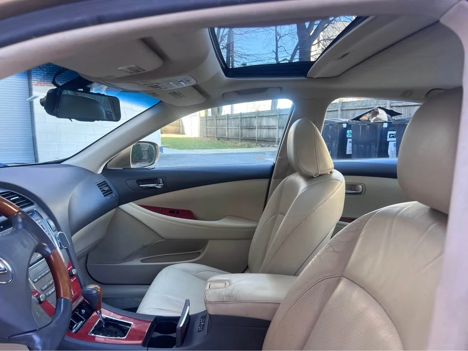 2007 Lexus ES 5th Gen - Image 11 of 13