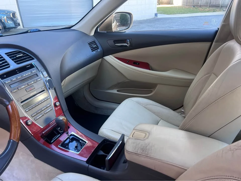 2007 Lexus ES 5th Gen - Image 13 of 13