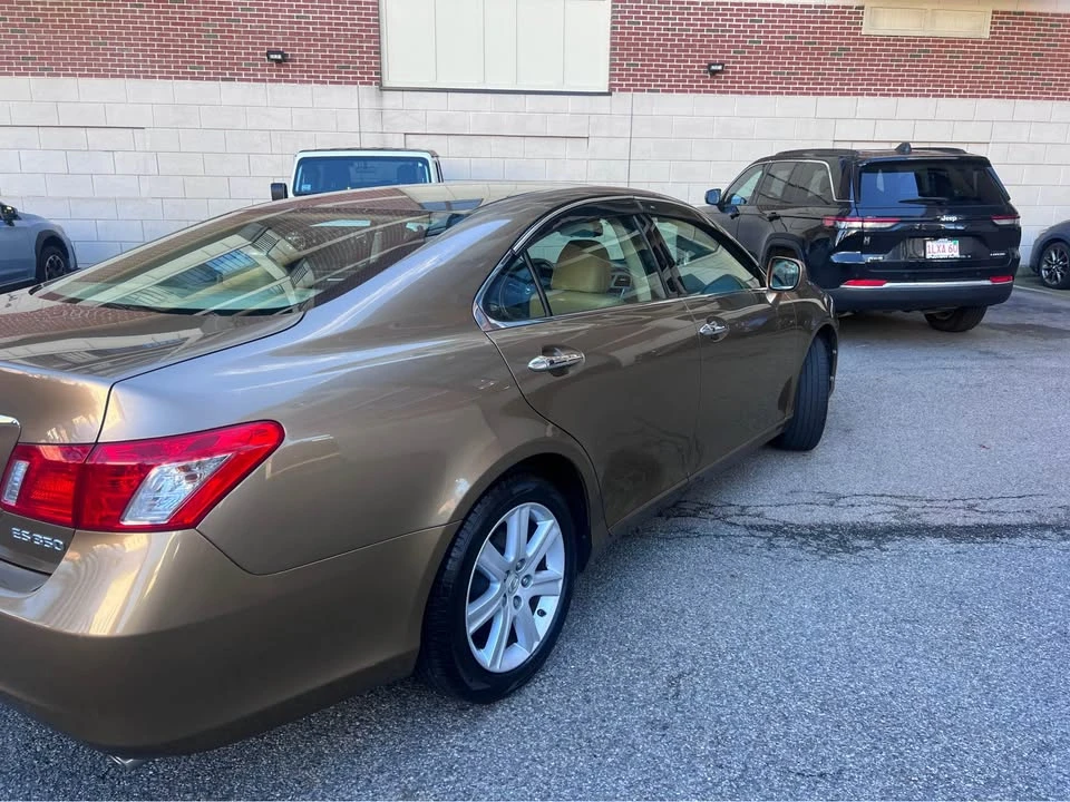 2007 Lexus ES 5th Gen - Image 5 of 13