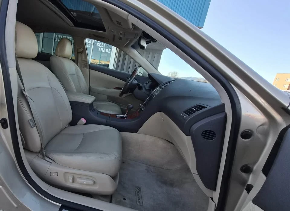 2007 Lexus ES 5th Gen - Image 10 of 17