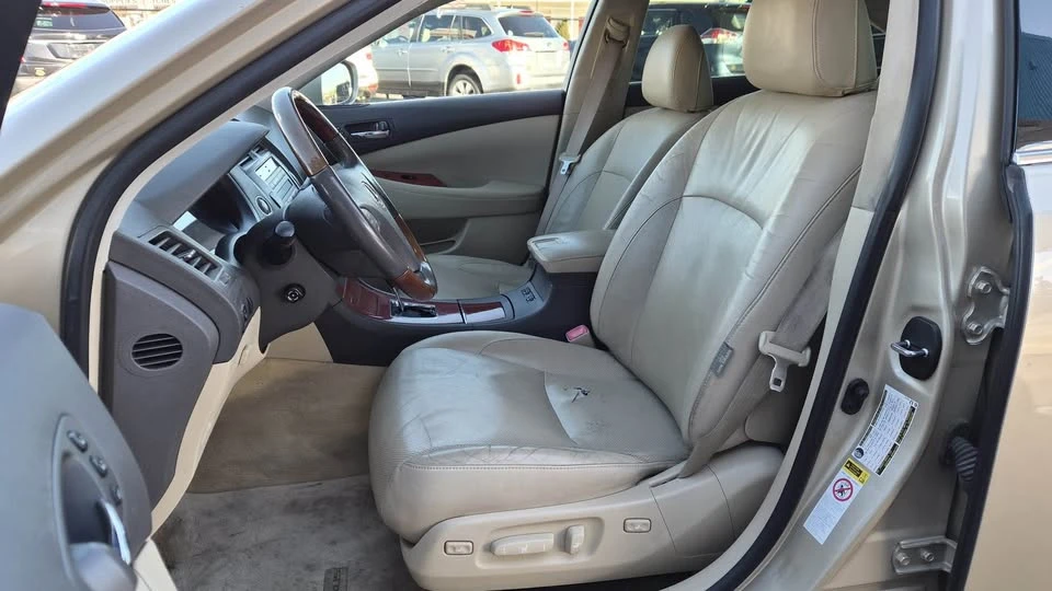 2007 Lexus ES 5th Gen - Image 9 of 17