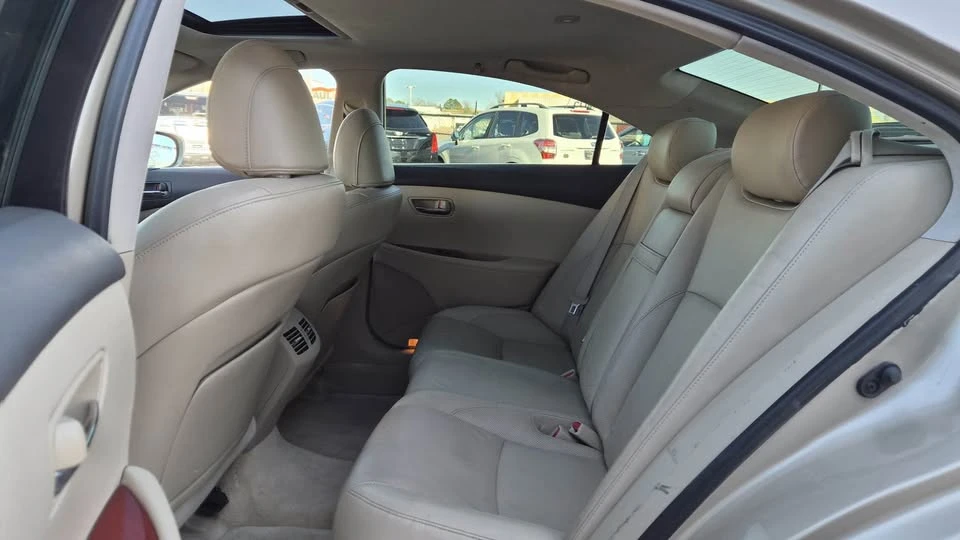 2007 Lexus ES 5th Gen - Image 17 of 17
