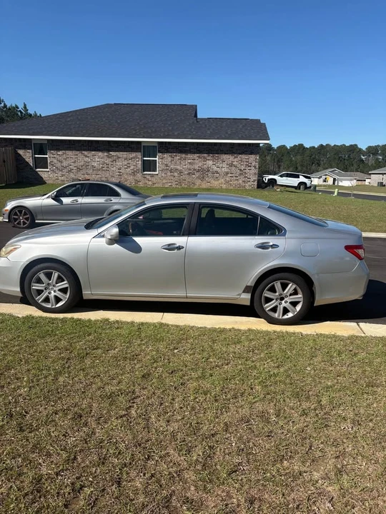 2007 Lexus ES 5th Gen - Image 4 of 6