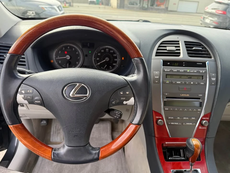 2007 Lexus ES 5th Gen - Image 15 of 19
