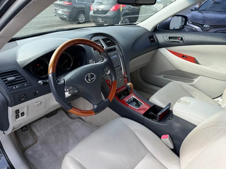 2007 Lexus ES 5th Gen - Image 7 of 19