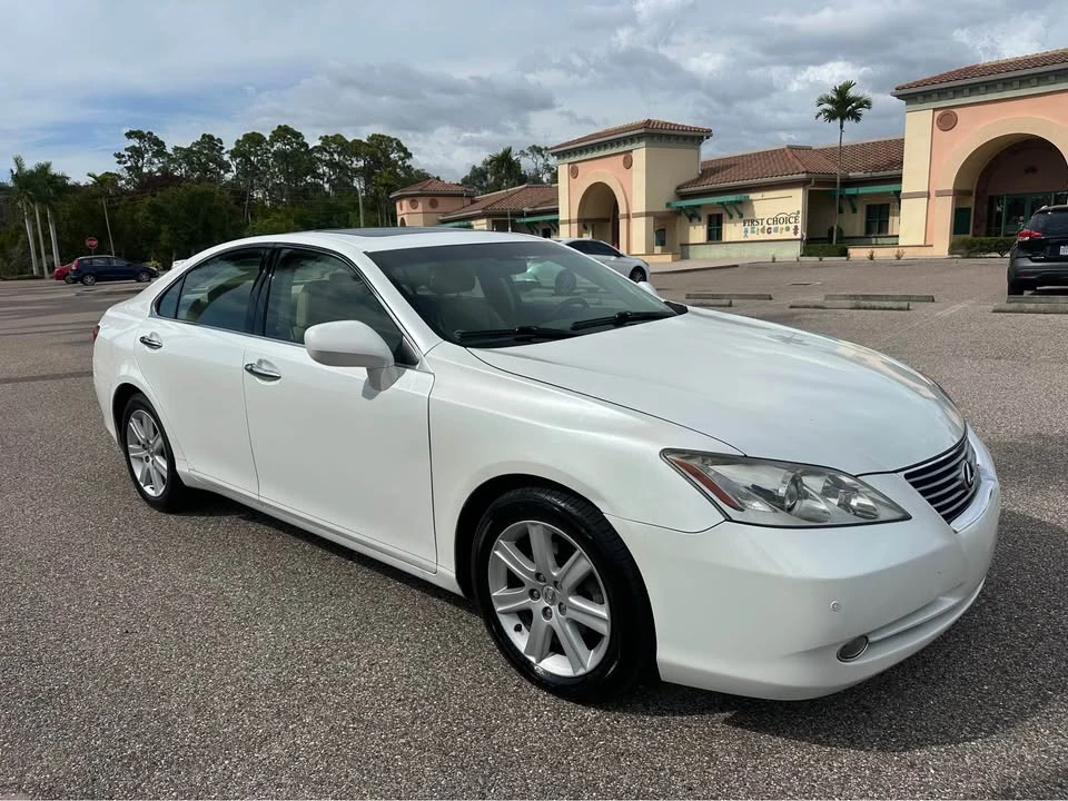 2007 Lexus ES 5th Gen - Image 3 of 20