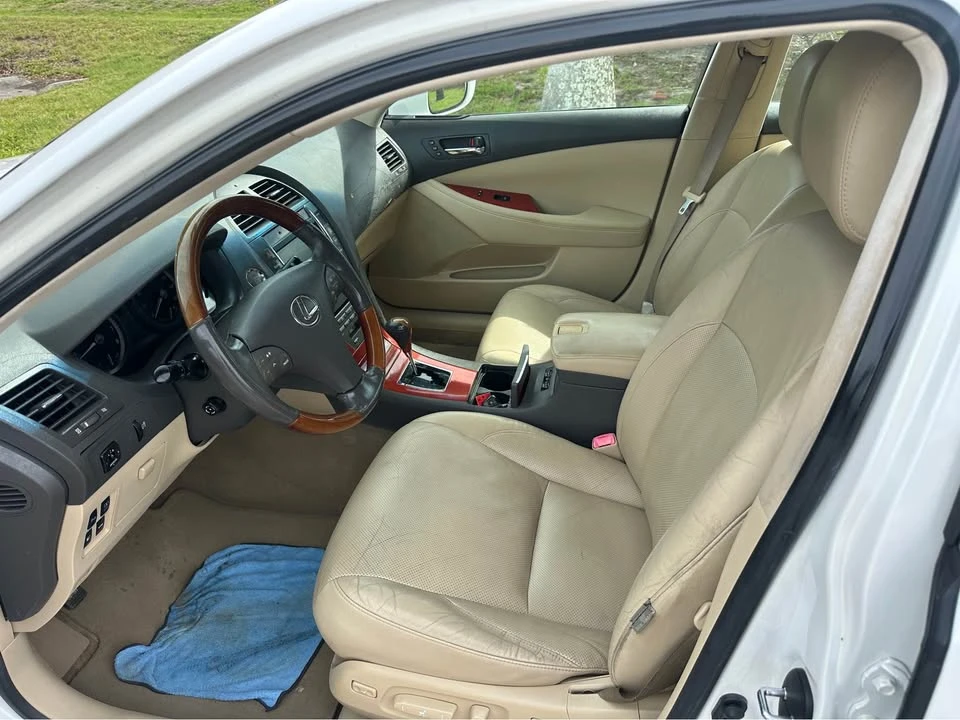 2007 Lexus ES 5th Gen - Image 8 of 20