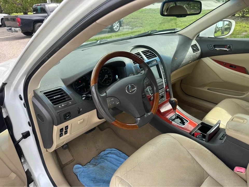 2007 Lexus ES 5th Gen - Image 17 of 20