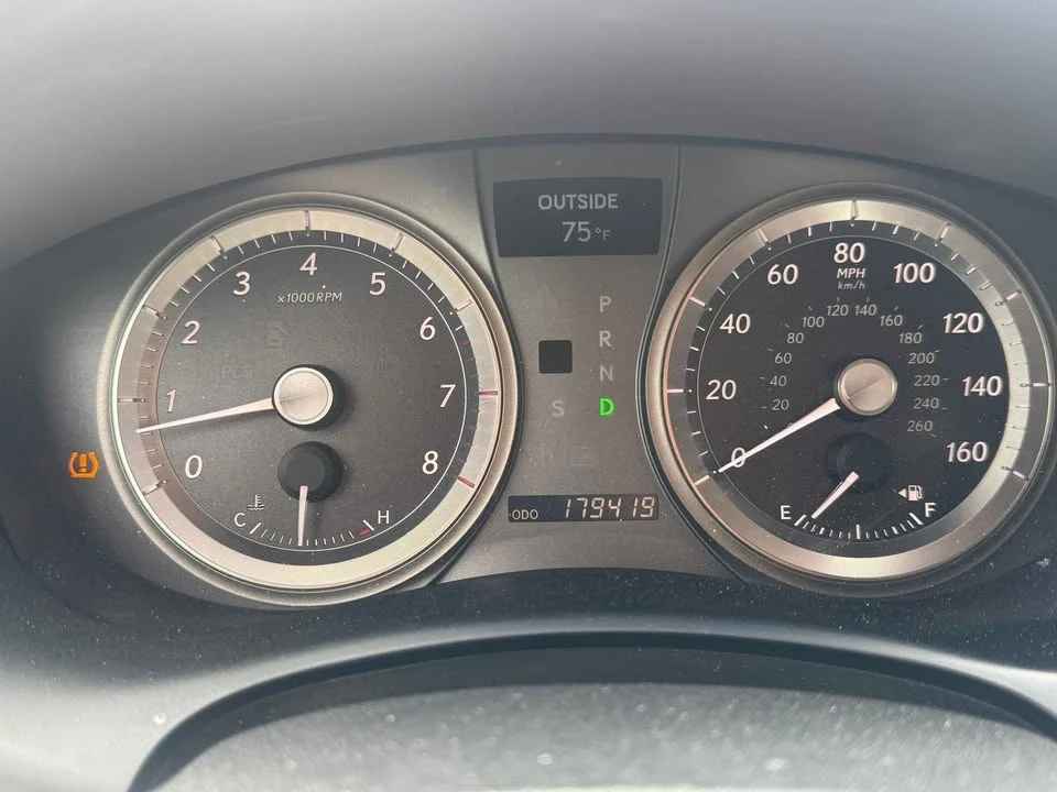2007 Lexus ES 5th Gen - Image 5 of 8