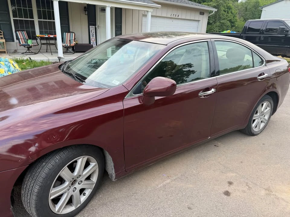 2007 Lexus ES 5th Gen - Image 2 of 10