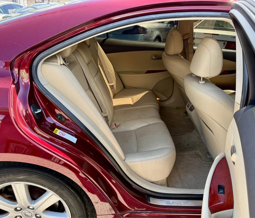 2007 Lexus ES 5th Gen - Image 17 of 20