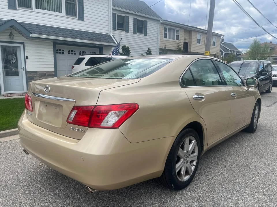 2007 Lexus ES 5th Gen - Image 4 of 16