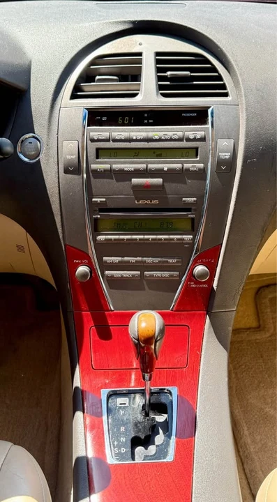 2007 Lexus ES 5th Gen - Image 13 of 20