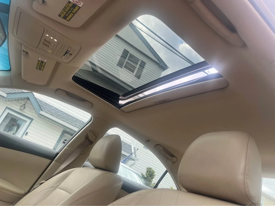 2007 Lexus ES 5th Gen - Image 14 of 16