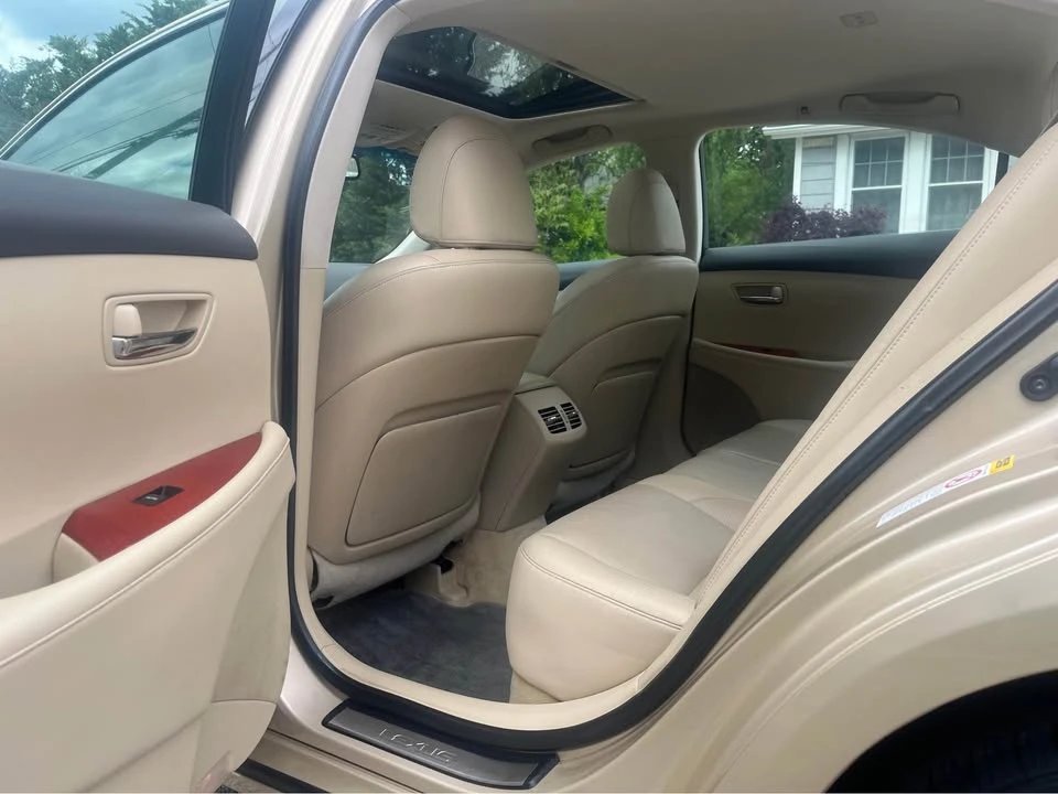 2007 Lexus ES 5th Gen - Image 7 of 16