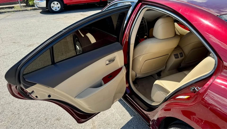 2007 Lexus ES 5th Gen - Image 19 of 20