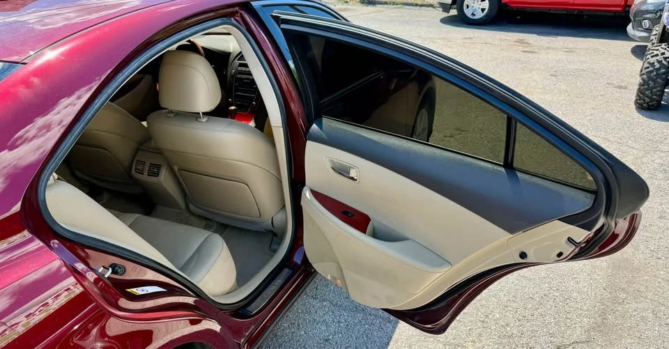 2007 Lexus ES 5th Gen - Image 16 of 20