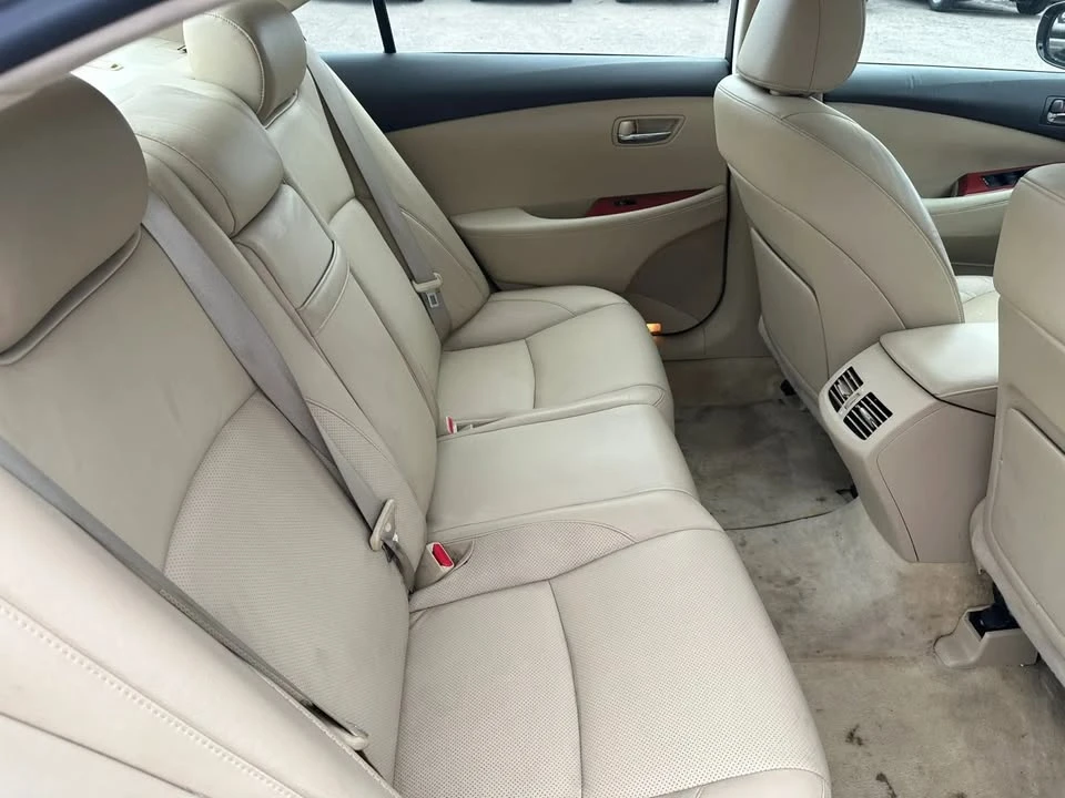 2007 Lexus ES 5th Gen - Image 16 of 19