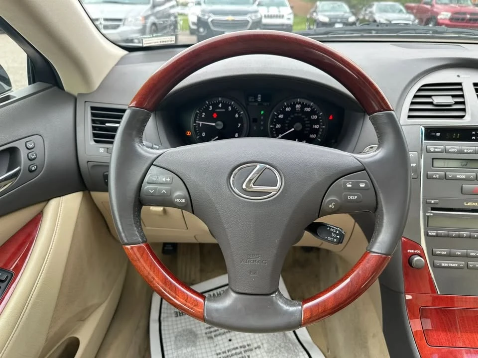 2007 Lexus ES 5th Gen - Image 13 of 19