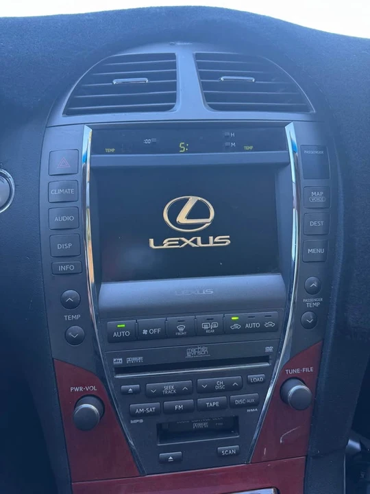 2007 Lexus ES 5th Gen - Image 13 of 15