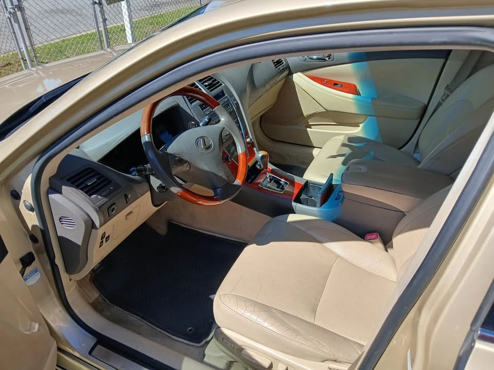 2007 Lexus ES 5th Gen - Image 5 of 8