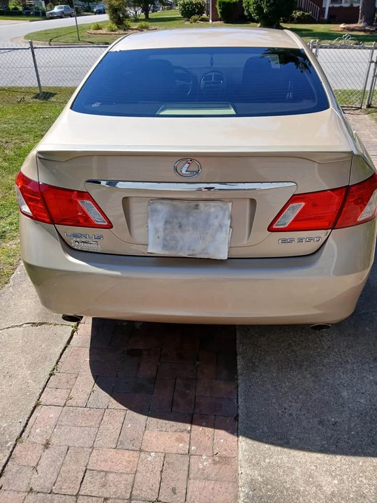 2007 Lexus ES 5th Gen - Image 4 of 8