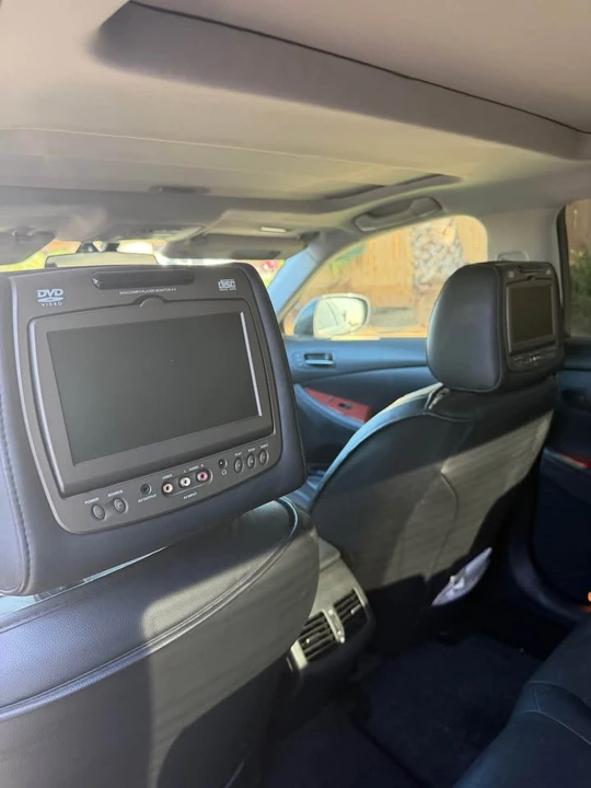 2007 Lexus ES 5th Gen - Image 10 of 15