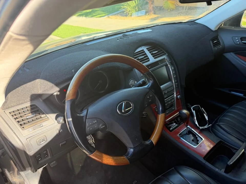 2007 Lexus ES 5th Gen - Image 12 of 15