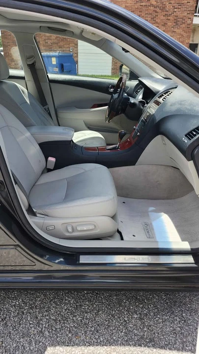 2007 Lexus ES 5th Gen - Image 10 of 12