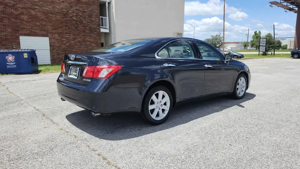 2007 Lexus ES 5th Gen - Image 6 of 12
