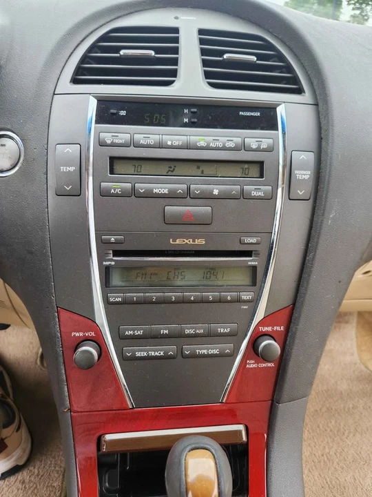 2007 Lexus ES 5th Gen - Image 18 of 20