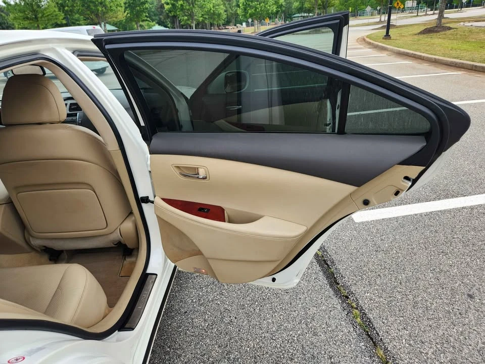 2007 Lexus ES 5th Gen - Image 14 of 20