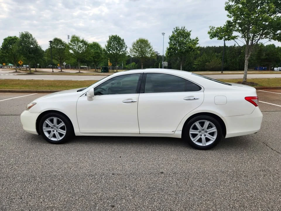 2007 Lexus ES 5th Gen - Image 8 of 20