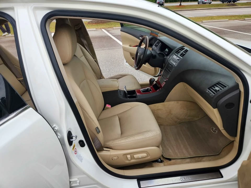2007 Lexus ES 5th Gen - Image 11 of 20
