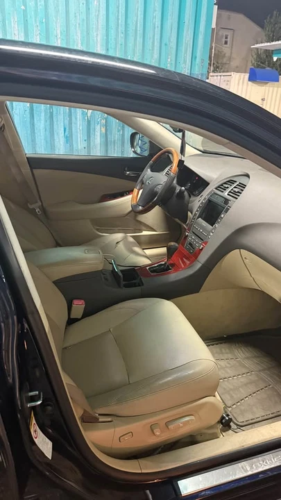 2007 Lexus ES 5th Gen - Image 14 of 15