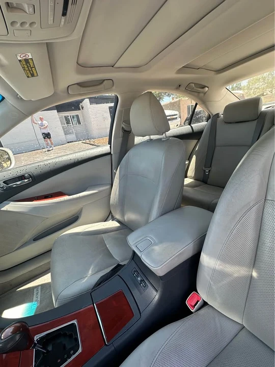 2007 Lexus ES 5th Gen - Image 10 of 15