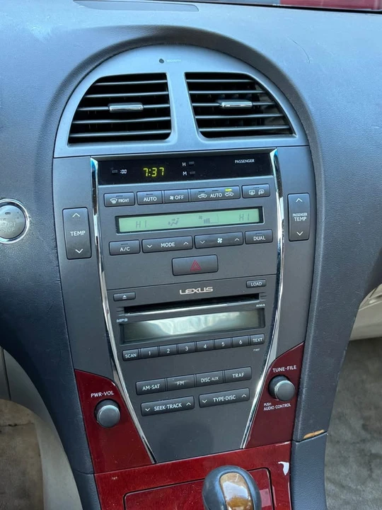 2007 Lexus ES 5th Gen - Image 8 of 9