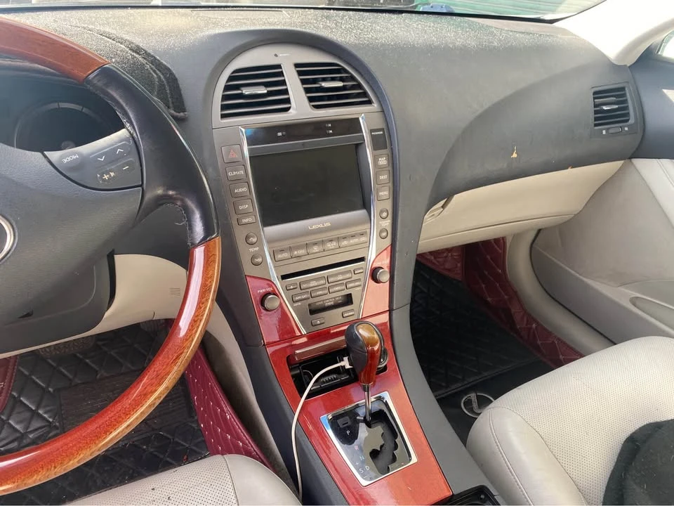 2007 Lexus ES 5th Gen - Image 9 of 10
