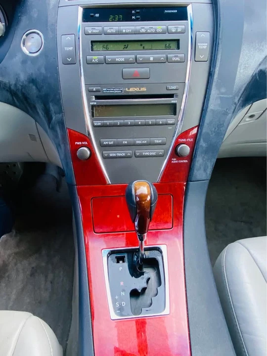 2007 Lexus ES 5th Gen - Image 6 of 10
