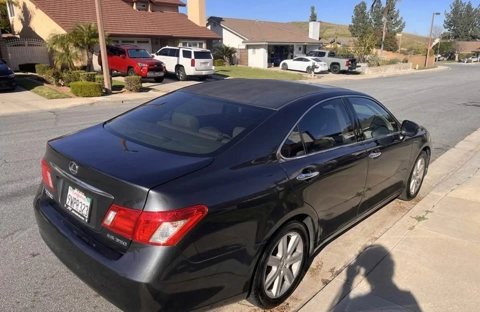 2007 Lexus ES 5th Gen - Image 3 of 4